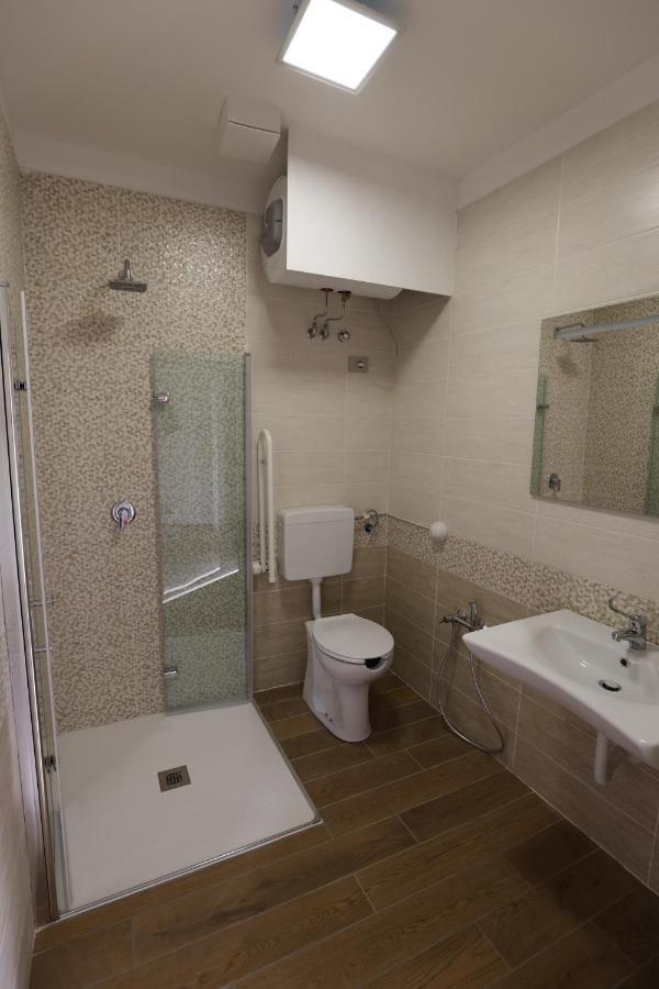 Castano Primo Villoresi Rooms מראה חיצוני תמונה
